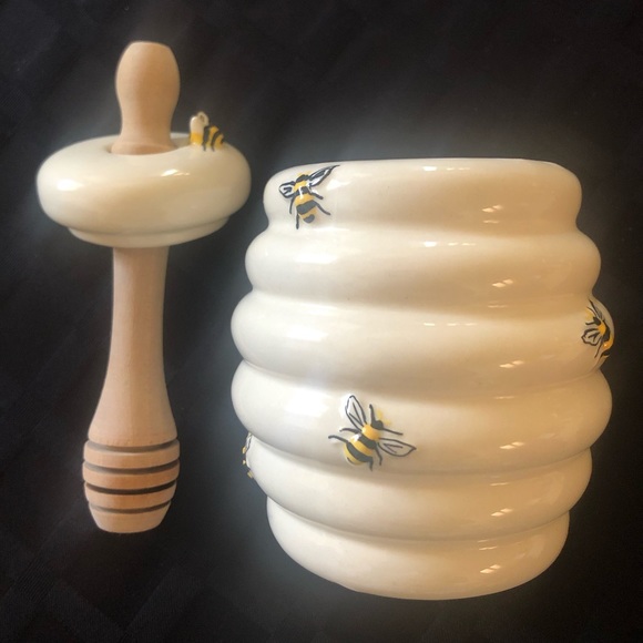 Harry and David Hunny Pot - Picture 2 of 3